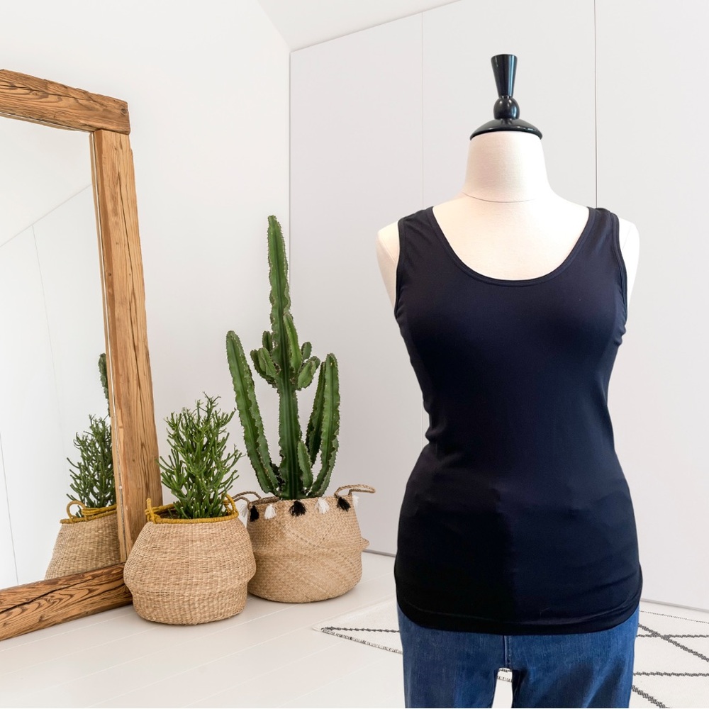 Jilla Seamless Nylon Stretch Tank Top